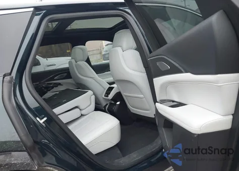 2024 Cadillac Lyriq Luxury W/1Sd z USA, uszkodzony, nr VIN 1GYKPRRK2RZ115439